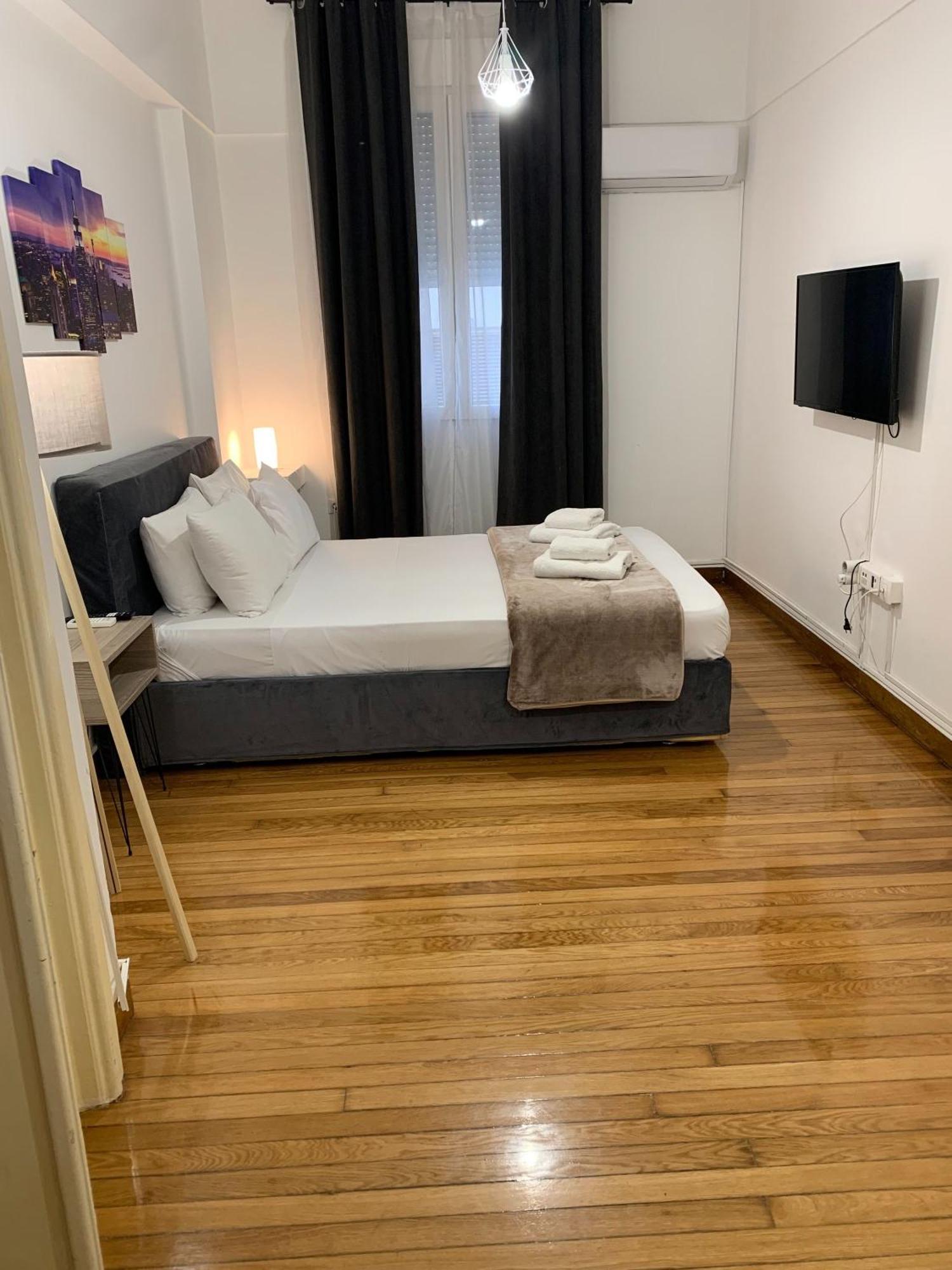 Aura Apartment At Kolonaki Athena Bagian luar foto